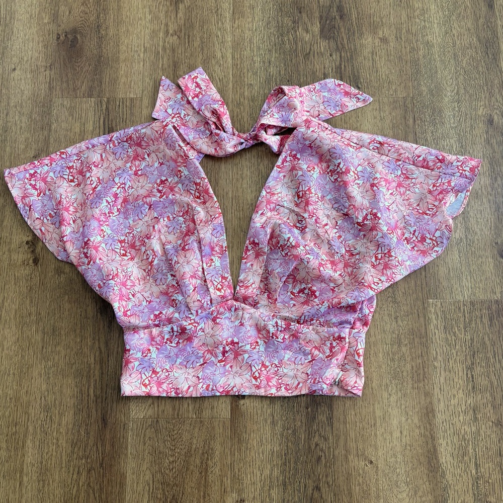 Cropped Satin Top. Low Cut. Backless. Side Zipper.